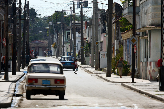 Desde Cuba – El Hombre y el Refrigerador – Historia Personal de Metas, Motivación y Perseverancia