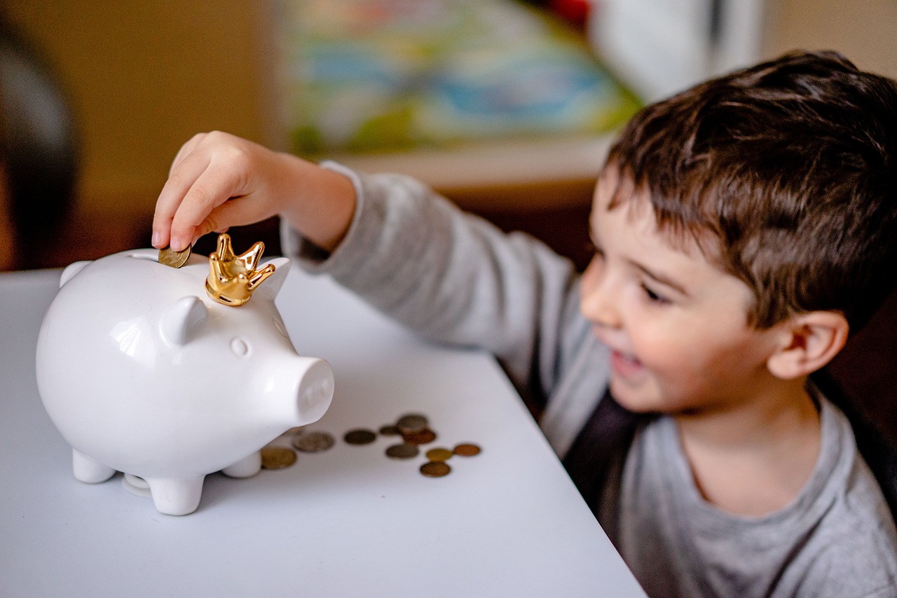 Historia de Finanzas – Lucca Aprende a Ahorrar